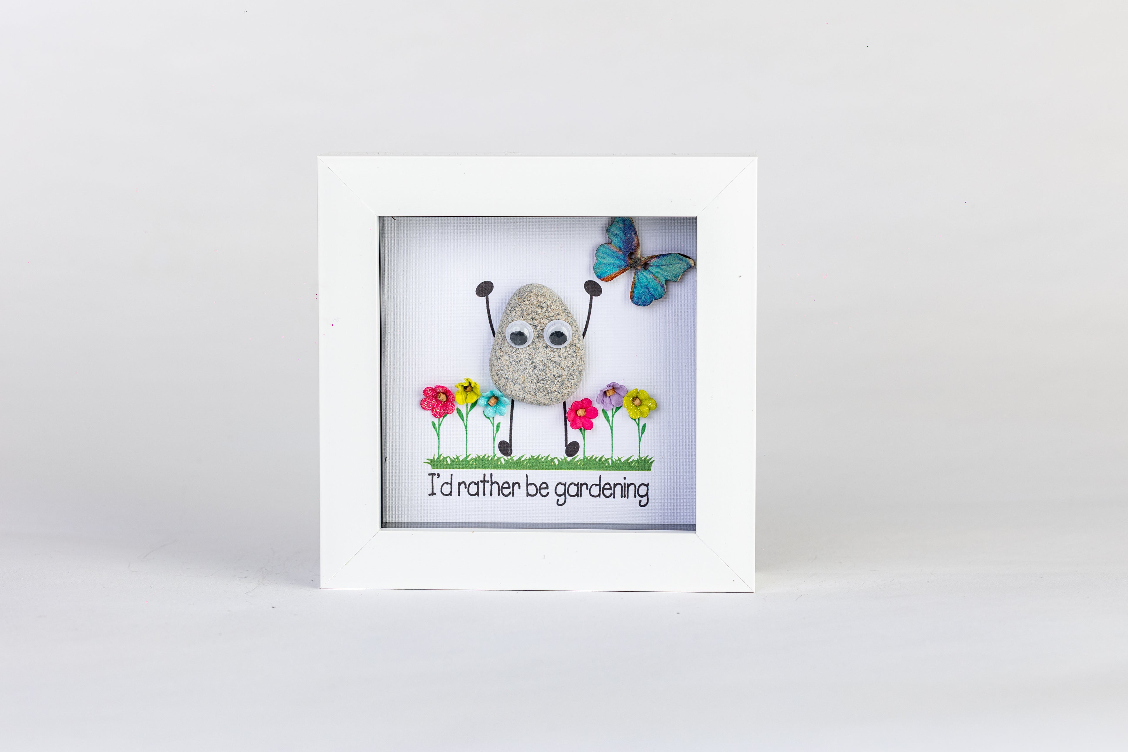 I’d Rather Be Gardening – Pebble Art – 4×4 Box Frame