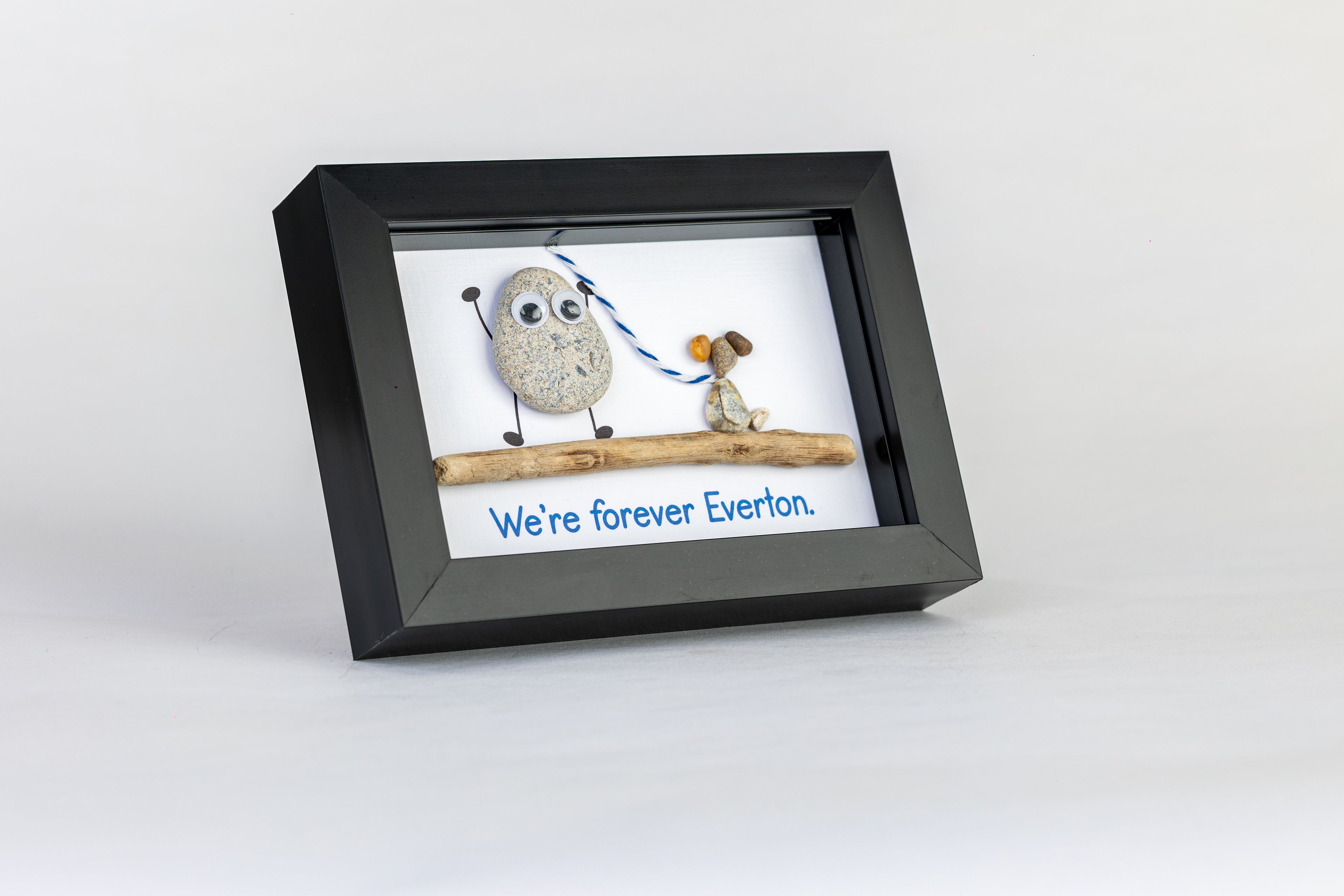 We’re Forever Everton – Personalised Dog Pebble Art – 6×4 Landscape Frame