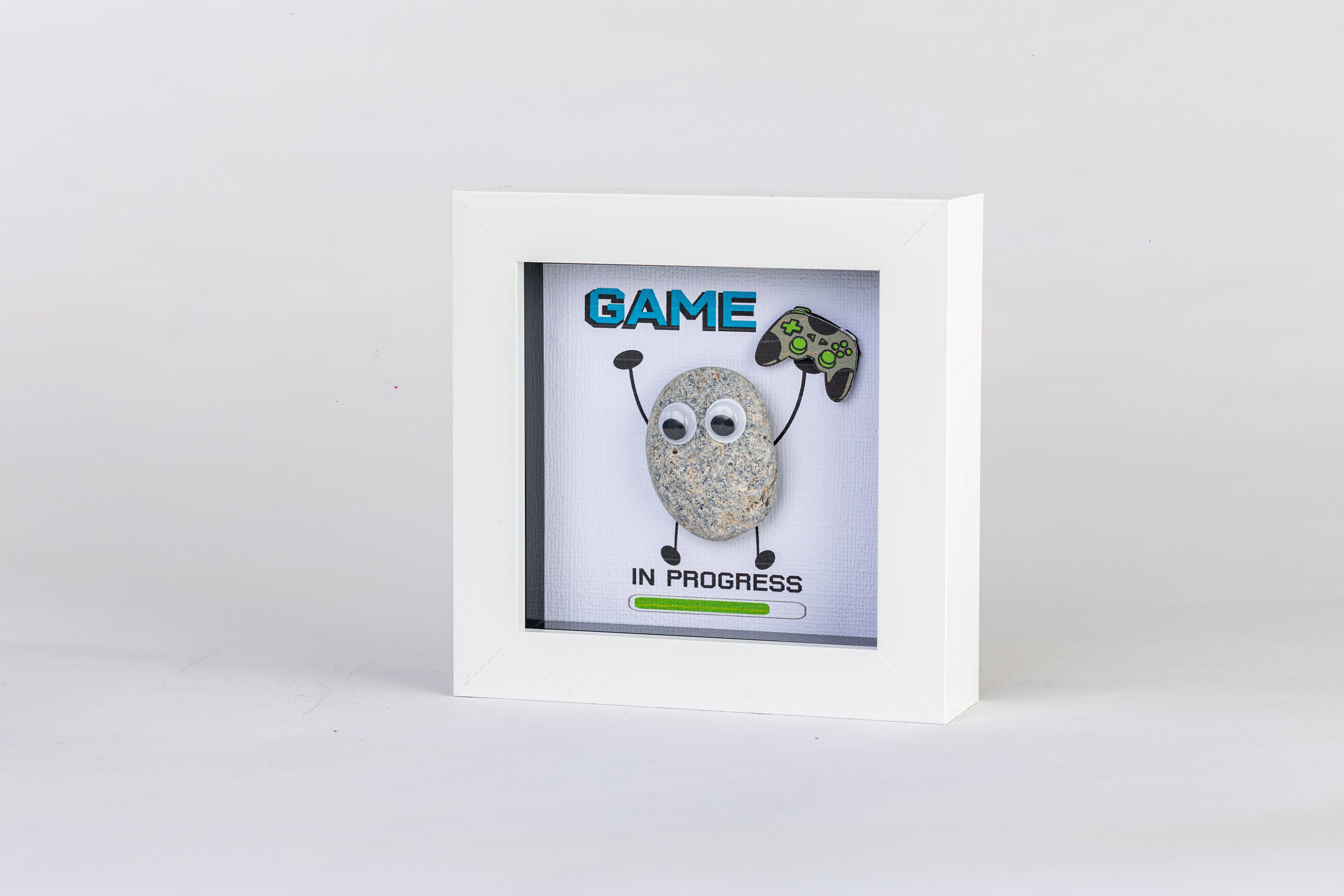 Game in Progress – Pebble Art – 4×4 Box Frame
