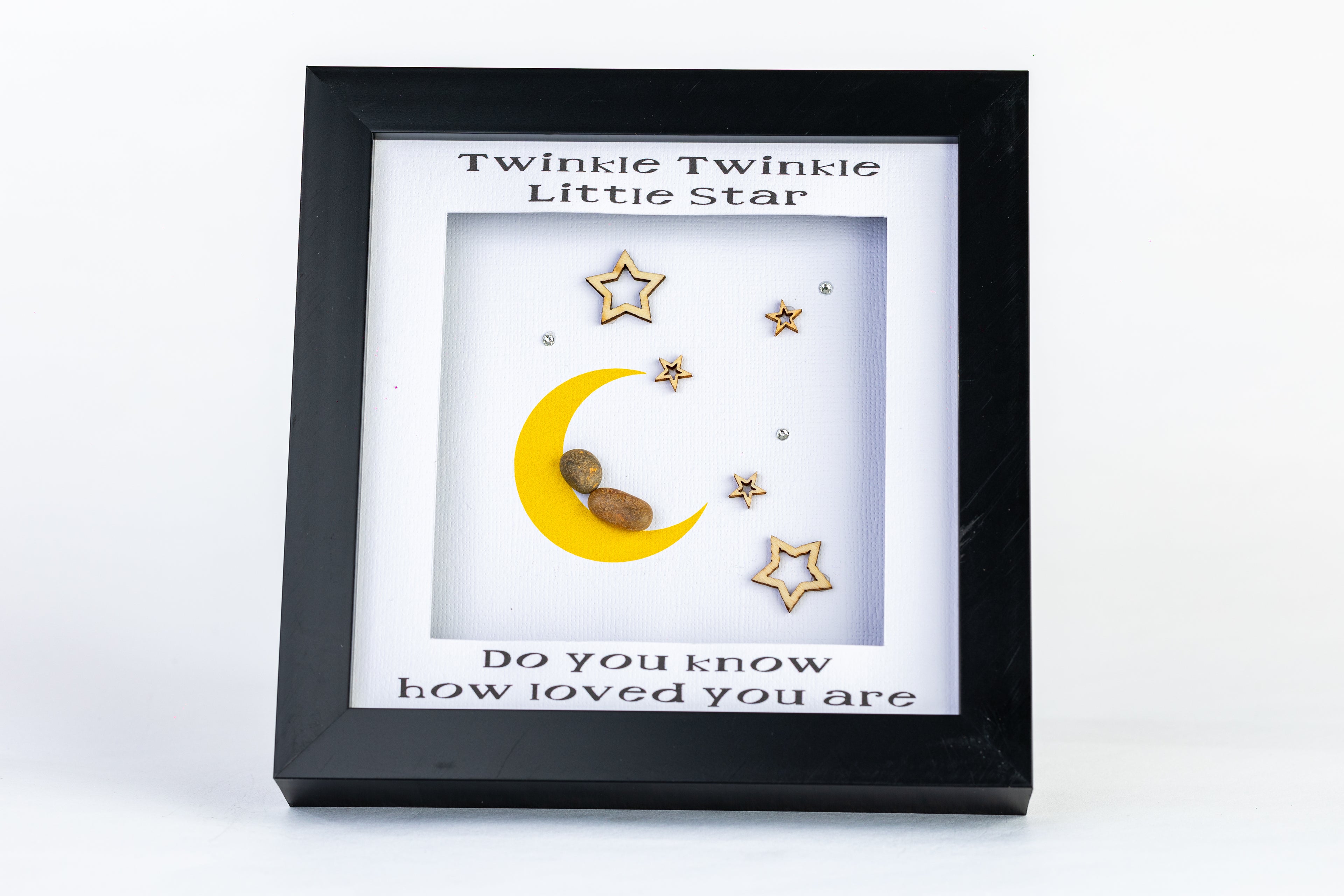 Twinkle Twinkle – Pebble Art – 6×6 Box Frame