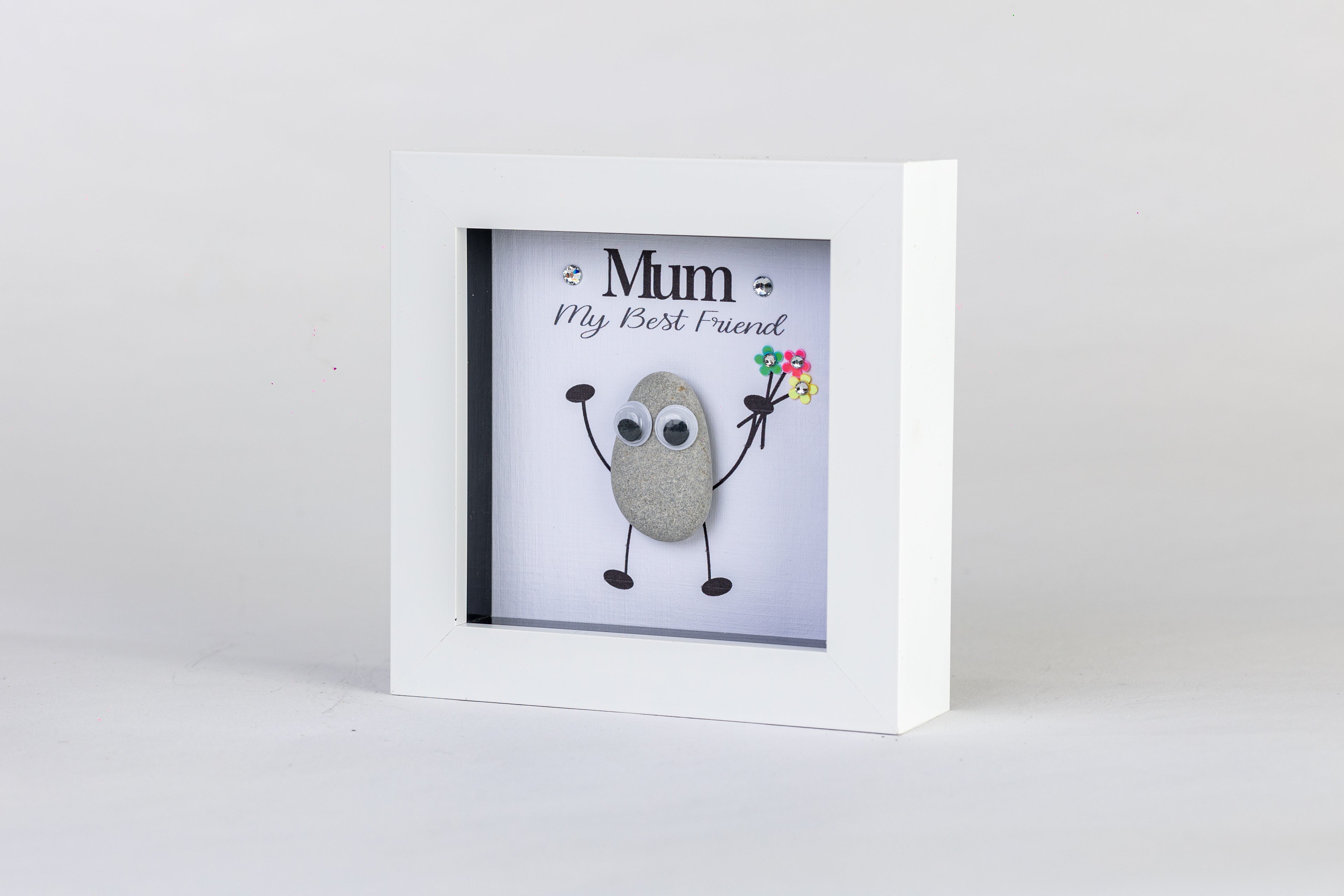 Mum – My Best Friend – Pebble Art – 4×4 Box Frame