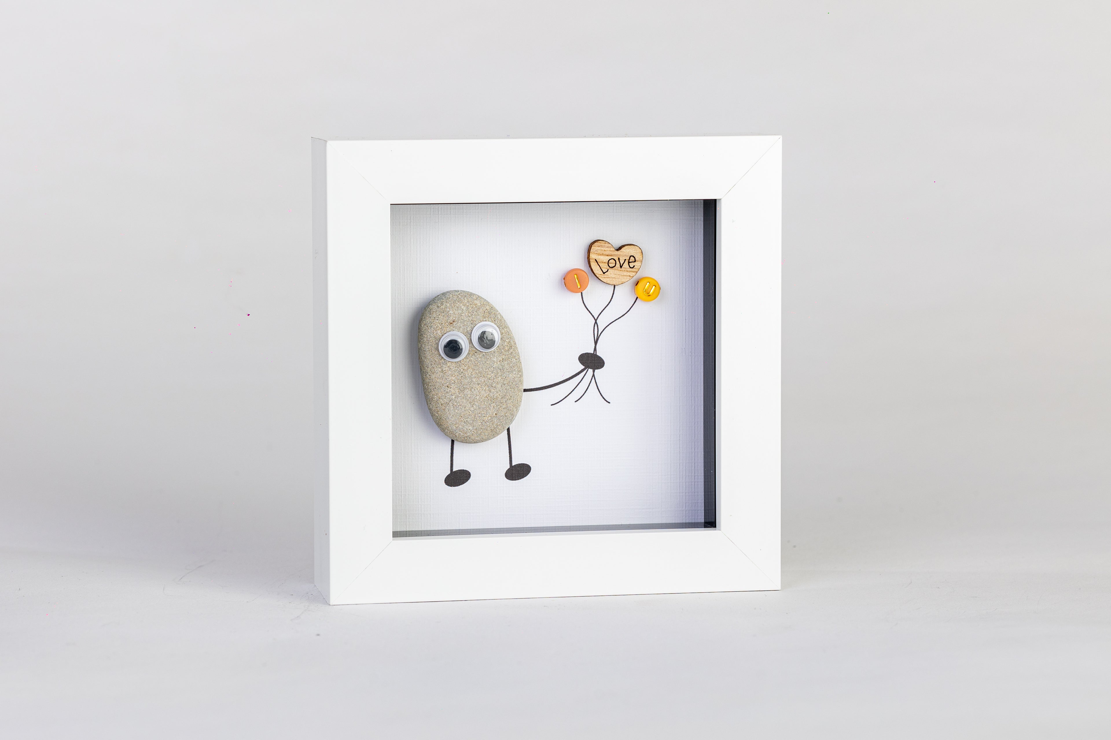 I Love U – Pebble Art – 4×4 Box Frame